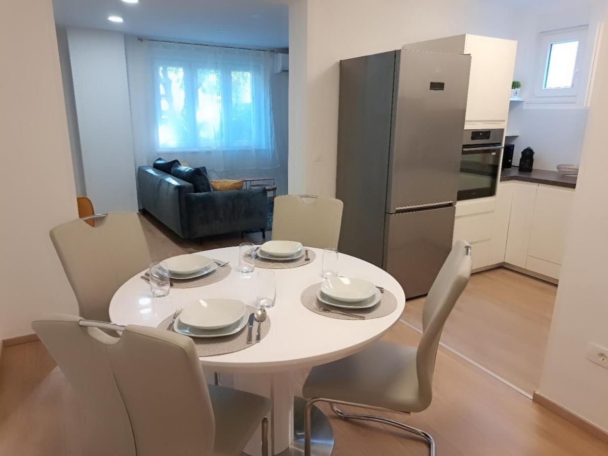 Apartment Luana Пула Екстериор снимка
